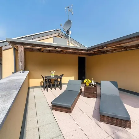 Villa Mary - Yellow Apartment